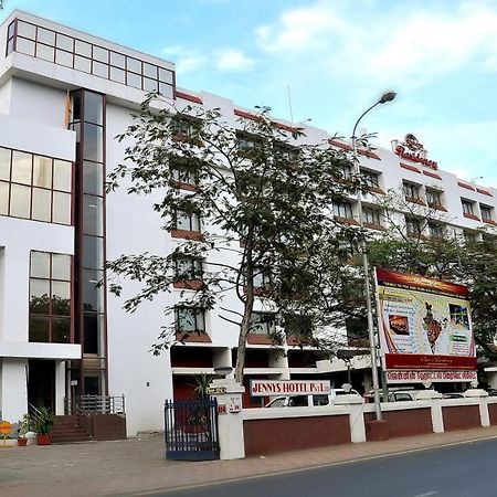 Breeze Residency Hotel Tiruchirappalli Eksteriør billede
